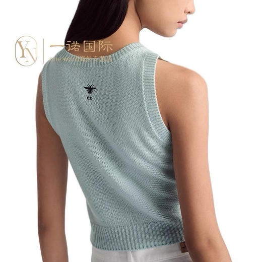 羊绒蜜蜂刺绣背心+开衫。 商品图2