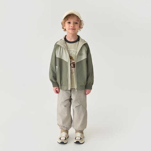 马克珍妮男童轻量耐磨山系拼色夹克2025年秋装新款551758 商品图1