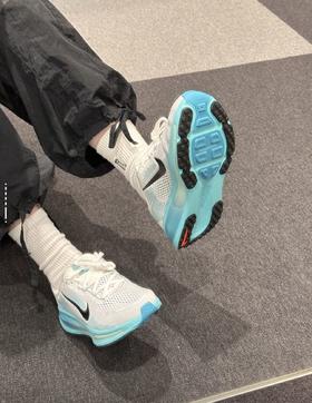 【NIKE Vomero 18 舒适经典时尚百搭休闲跑步鞋】 颜值and舒适度并存！极力推荐！