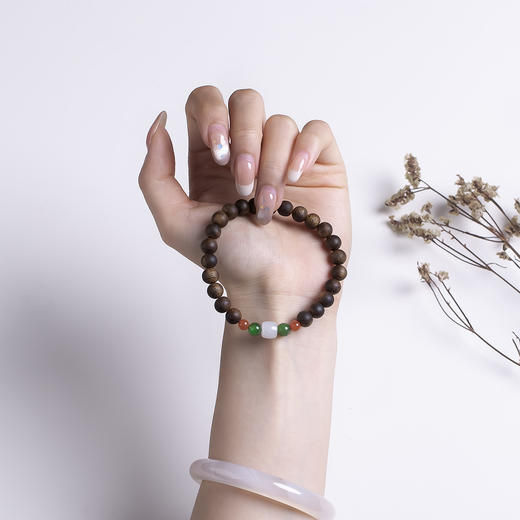 xy0512沉香+和田玉南红手串 商品图6