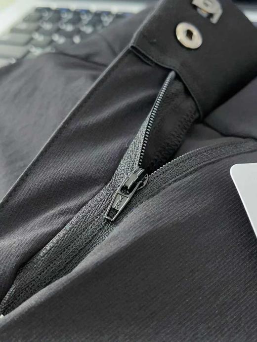 点此购买 迪桑特秋季女士高尔夫户外运动休闲长裤 37 326737 商品图9