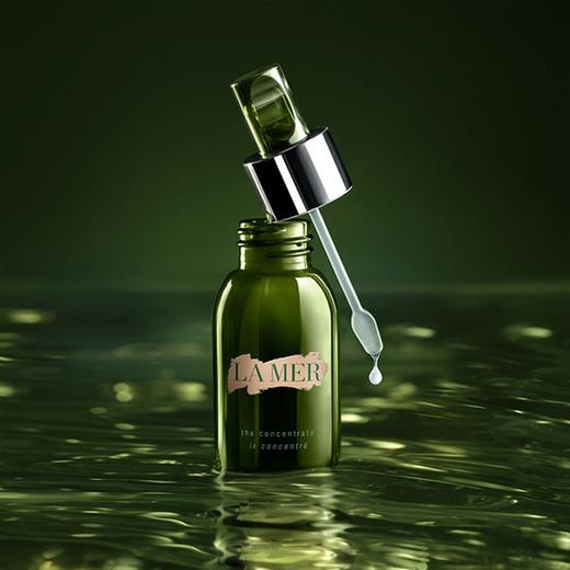【礼盒礼袋】LA MER/海蓝之谜 「新版」小王炸四件套（精萃水150ml+精华露50ml+经典面霜60ml+浓缩眼霜15ml） 香港直邮 商品图14