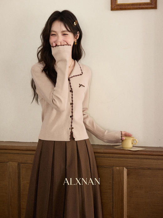 鹿向南「焙暖蕴柔」早秋燕麦色针织开衫小众短款长袖外穿上衣女 商品图2