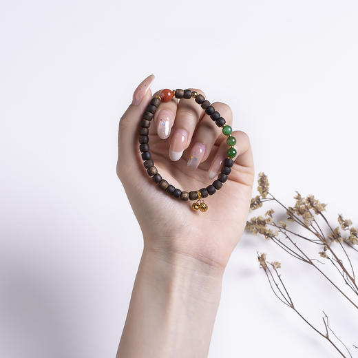 xy0517沉香+碧玉南红莲蓬子手串 商品图8