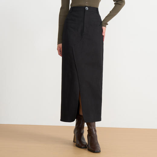 EITIE爱特爱挺括工装设计感不对称高腰黑色长款半裙2025秋季新款C2506816 商品图3