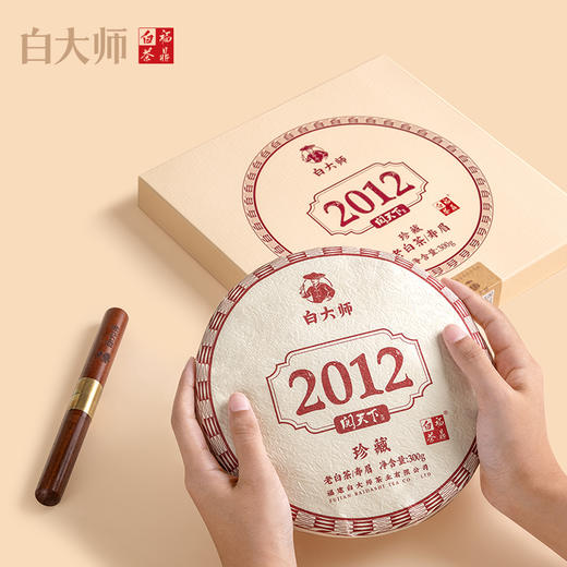 白大师阅天下系列2012年福鼎白茶陈年枣香馥郁老寿眉茶叶300g 商品图1