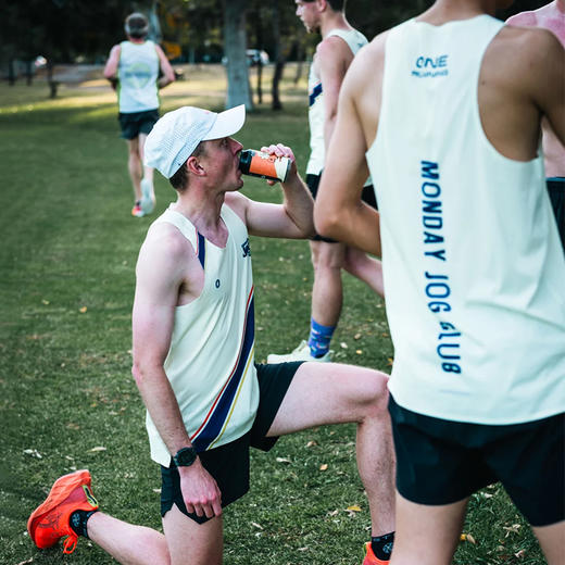 One Running Victory Speed MJC 轻跑星期一 运动背心/短袖 商品图6