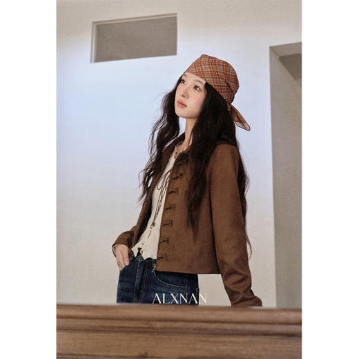 鹿向南「蝶宿云栖」咖色长袖夹克短款外套女早秋新款小众开衫上衣 商品图1