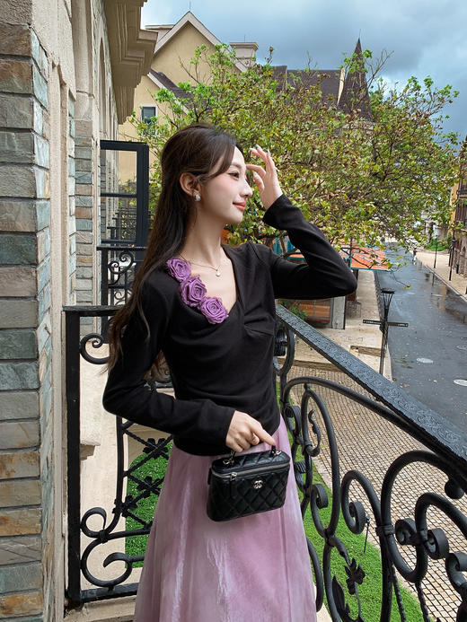 张心子【午后花园】法式立体花气质秋款长袖女新款显瘦百搭针织衫 U2508010 商品图1