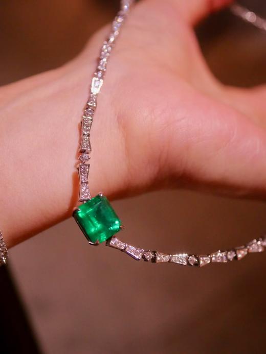 4.54ct刻面祖母绿项链 商品图4