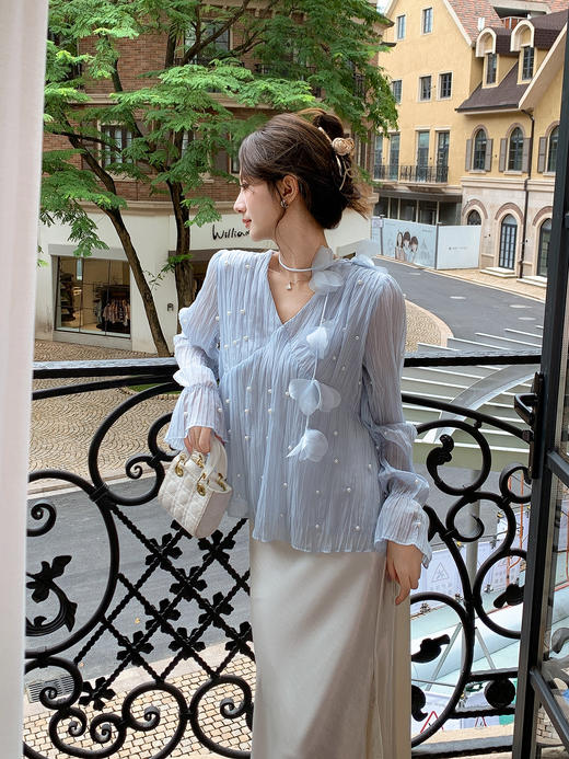 张心子【香香少女】立体钉珠V领挂脖长袖雪纺衫女秋新款百搭上衣 U2508025 商品图1