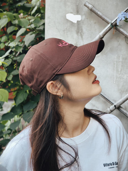 【现货 五色可选 】卡夫卡“慢活”系列棒球帽   藏蓝/灰/咖色/深红/米白帽围可调节 文创 穿搭 帽子 夏季 广西师范大学出版社 商品图2