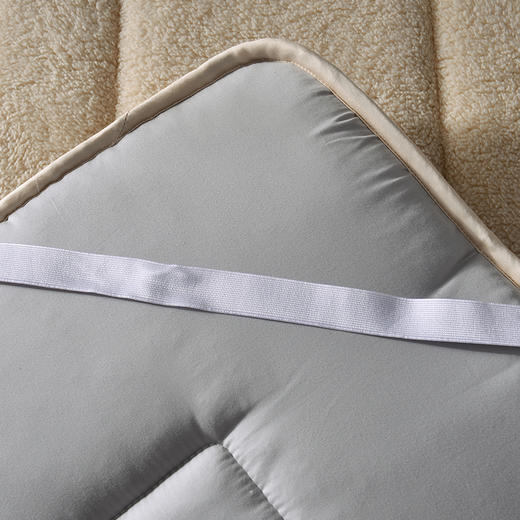 多喜爱 艾尚舒适两用软垫（黄/灰）【双面使用】【随季节调整，满足四季需求】 商品图4