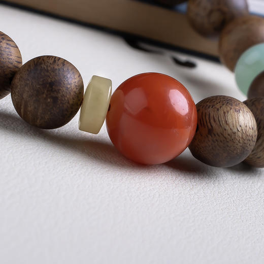 xy0516沉香+南红翡翠手持手串 商品图4