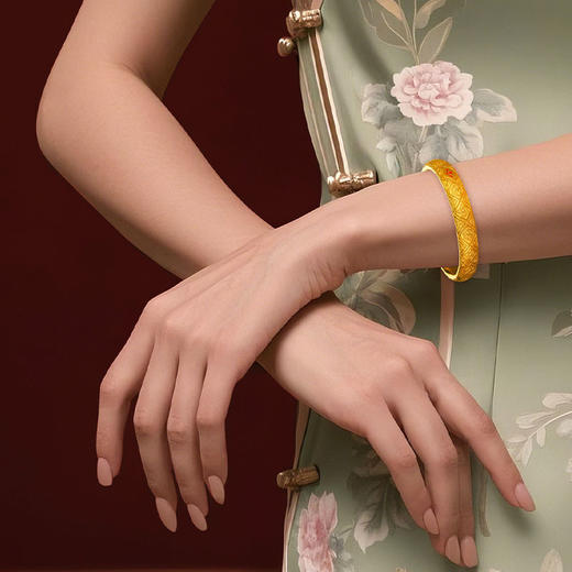 宫匠造办 贵妃镯黄金手镯 商品图3