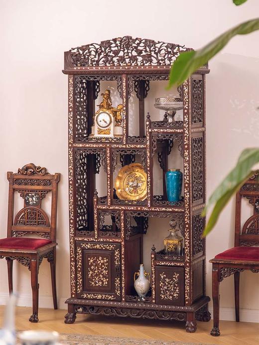 独角鹿西洋古董中国出品祥云卷叶纹镂雕装饰东方缠枝花卉主题螺钿镶嵌硬木多宝阁 商品图0