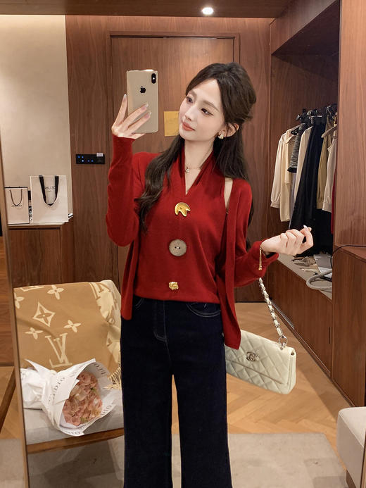 张心子【舒适软fufu】法式露肩挂脖领针织衫女秋季新款假两件设计 U2508007 商品图14