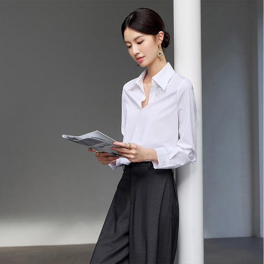 IWY/白色V领衬衫新款女轻奢高级感女装长袖职业面试正装女25B755 商品图3