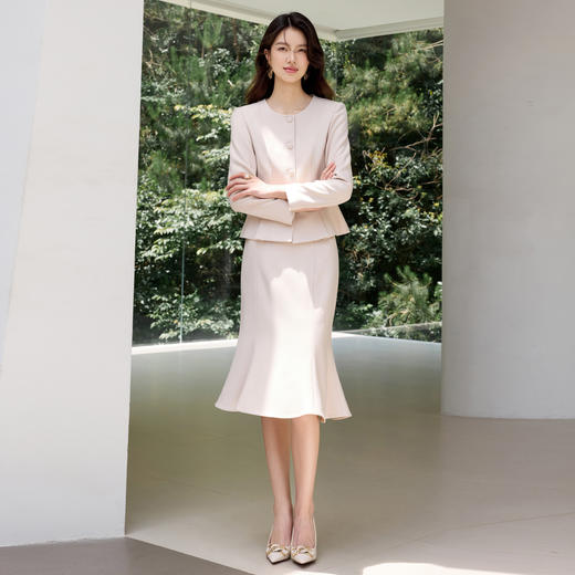 IWY/秋季气质米色鱼尾裙西装半裙女小香风正式场合长袖职业裙两件套J25C201+J25S202 商品图7