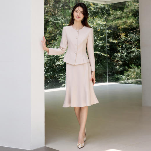 IWY/秋季气质米色鱼尾裙西装半裙女小香风正式场合长袖职业裙两件套J25C201+J25S202 商品图8