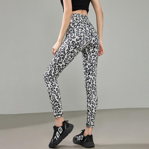 百媚生 修身瑜伽运动防晒衣女显瘦百搭户外连帽皮肤衣外套6020 商品图7