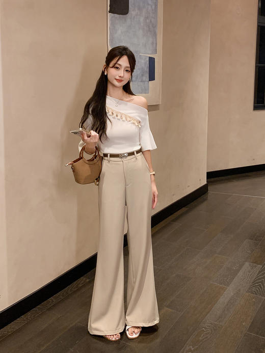 张心子【月光海滩】不规则斜领半袖针织衫女秋季新款气质显瘦上衣 U2508015 商品图12