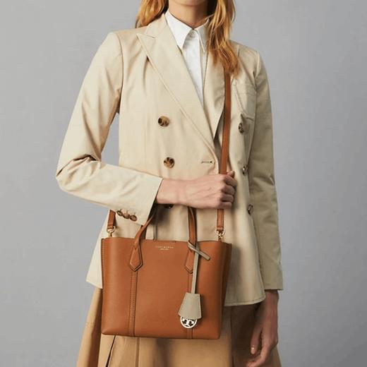 【新品超惠秒】托里·伯奇 Tory Burch 女士 Perry 小号棕色荔枝纹手提单肩包81928905 商品图3