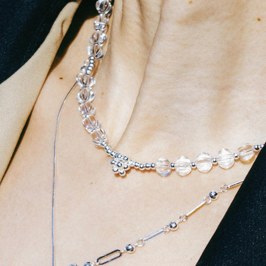【夏季新款】alodia.co 品牌直发 月影凝霜雕刻珠白水晶项链 925银设计款天然水晶 商品图3