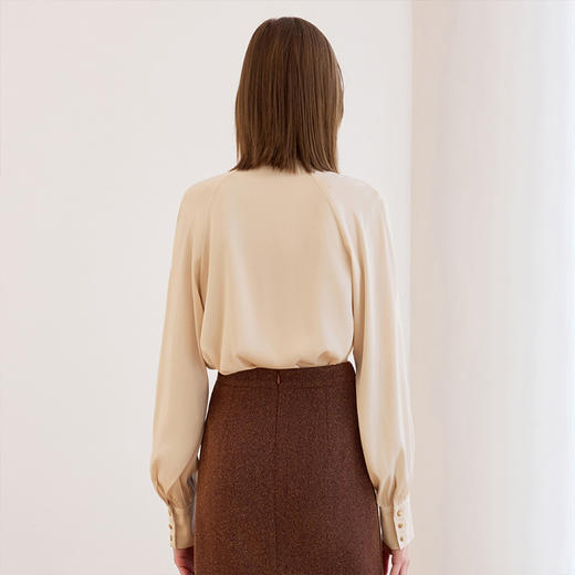 IWY/法式温柔衬衫女初秋长袖设计感杏色上衣女气质百搭通勤正装B560 商品图4