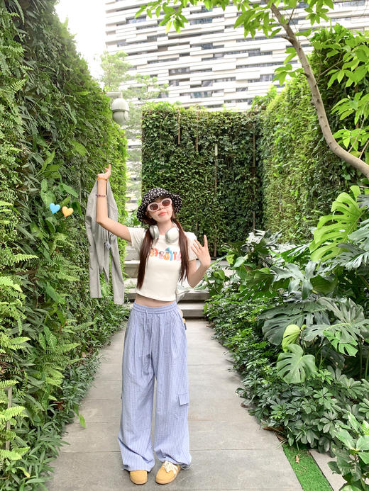 <曾小咸推荐>现货秒杀！卖完不补 ！微信打折价！蓝色条纹休闲裤束脚裤 日常179.99 立减80 秒杀99.99！ 商品图6