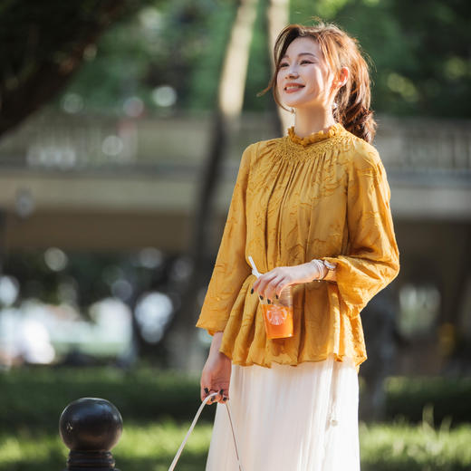 【林栖设计小店】（现货）立体剪花真丝衫宽松打揽气质2025秋季新品花仙子上衣女1953051 商品图3