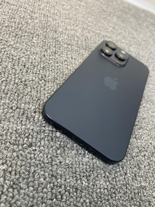 编号463487-苹果国行iPhone15ProMax/512G/蓝色，原装机器，双卡5G手机，9.9新完美成色，原机电池89%，特价6799元便宜出！质检工程师已深度检测通过，店保1年，请放心购买！ 商品图2