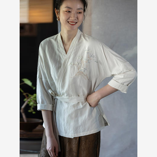 牧衣游原创 重磅39姆米丝麻手工刺绣外套东方文雅白色开衫 俗无忧 商品图3