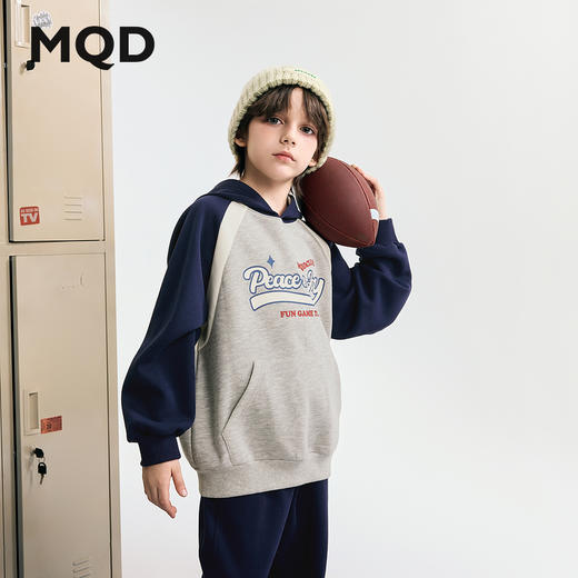 【MQD】小灯塔男大童秋季新品学院风插肩袖卡通撞色连帽卫衣 商品图1