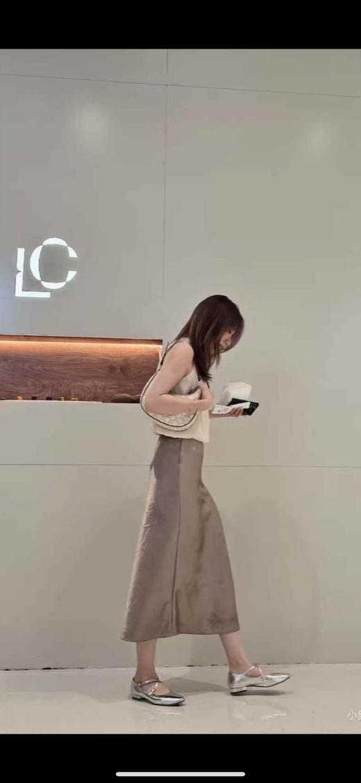 只要¥299！Lululemon 香槟色缎面裙 价格无敌好 尺码XS/S/M 商品图6