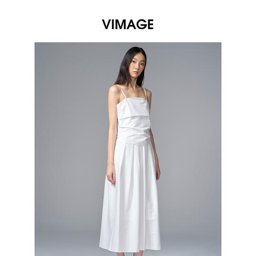 VIMAGE纬漫纪棉混纺纯色度假风褶皱大裙摆吊带连衣裙2025夏季新款连衣裙V2307928 商品图2