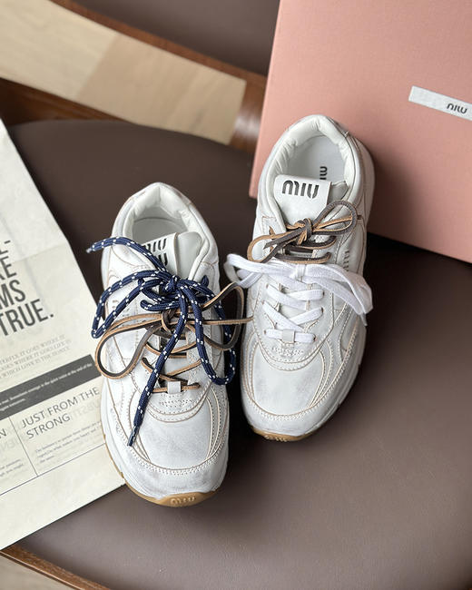 现货 THS-限时 缪家 美到心坎 网布运动鞋 做旧小脏鞋 2色 BZ1258 商品图4