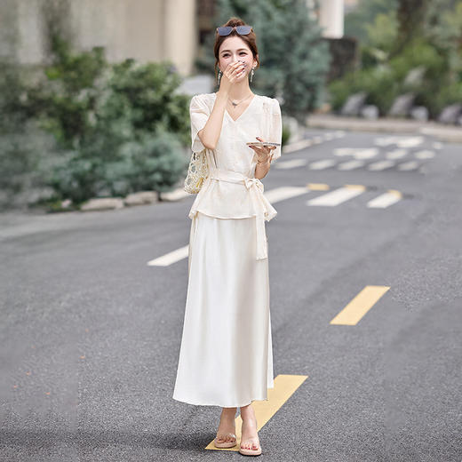 V领提花套装裙，时尚洋气减龄显瘦收腰半身裙两件套HR-5091 商品图1