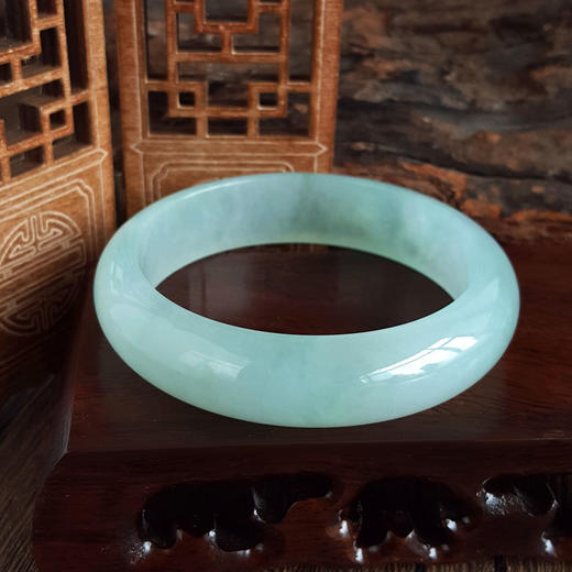 【天然正品】A货翡翠天然收藏级细腻无纹裂正桩糯冰种晴水58号翡翠手镯女士现售价：48800！120825XY14 商品图2