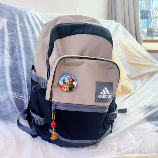 色达旅行推荐官”旅波波“形象吧唧 徽章 色达70周年县庆限定版 商品图2