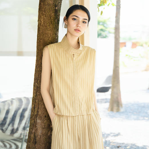 谜底无袖上衣女2025夏新款通勤风气质宽松衬衫下摆收缩25BMS5007 商品图0