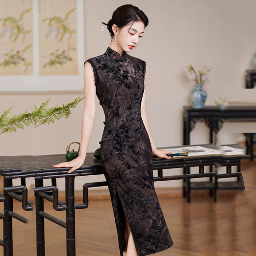 SC21799无袖黑色国风新中式长款旗袍改良年轻款2025新款女复古修身晚礼服 商品图1