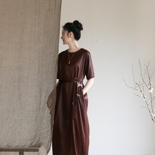 牧衣游原创精工手绣醇正薯莨红云纱连衣裙宽松复古气质长裙 灼风 商品图0