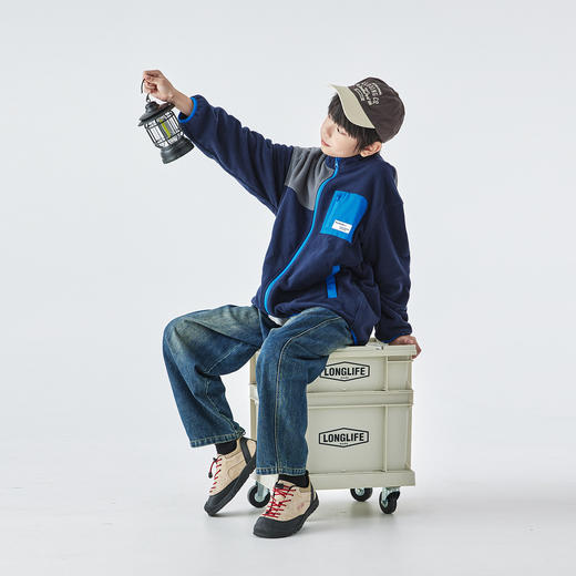 蓝汽水25年秋季新款亲子装中大男童拼接摇粒绒外套撞色口袋上衣 商品图1