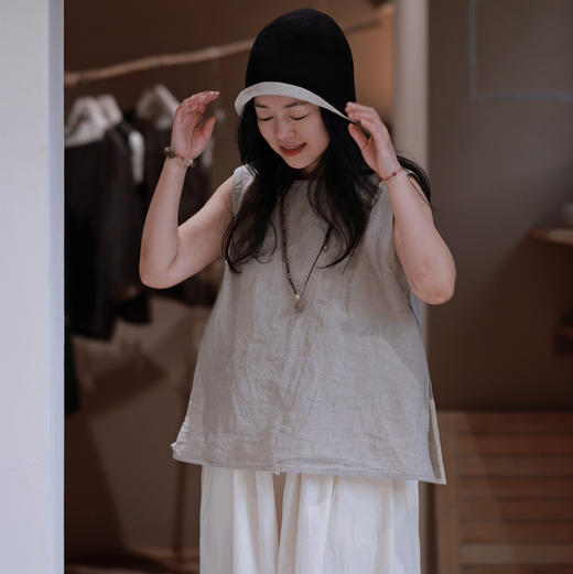 黄阿福 雨露亚麻背心 商品图5