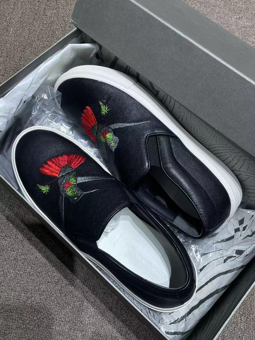 【超惠秒】McQueen 麦昆 男女通款一脚蹬真皮蜂鸟刺绣百搭运动休闲鞋 12356 商品图2