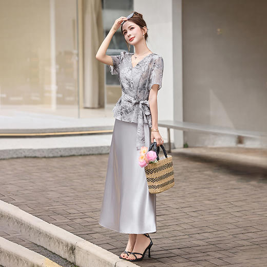 V领提花套装裙，时尚洋气减龄显瘦收腰半身裙两件套HR-5091 商品图3
