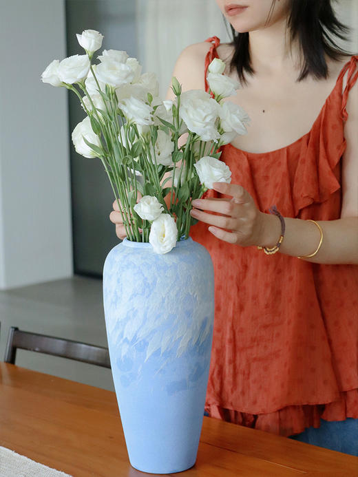 【摆在家里超有格调的古旧花瓶/蓝天花瓶】颜色纹理古朴自然  无论是配干花还是鲜花都好看  平时单独做装饰也很有美感~ 商品图1