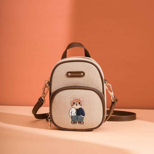 【萌趣满分💖】北包包小熊刺绣斜挎包✨轻便大容量，2025新款都市简约时尚单肩小熊款女式潮流斜挎小包，出街凹造型必备！ 商品图5