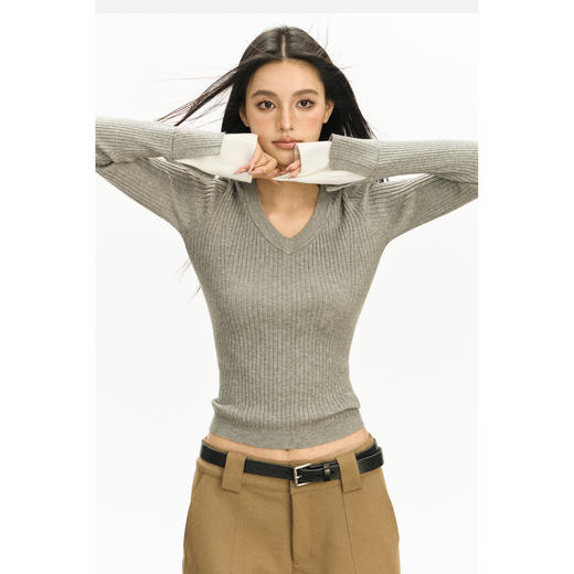 Ariseism 美式复古V领长袖针织衫女2025秋季新款辣妹内搭打底上衣 商品图3